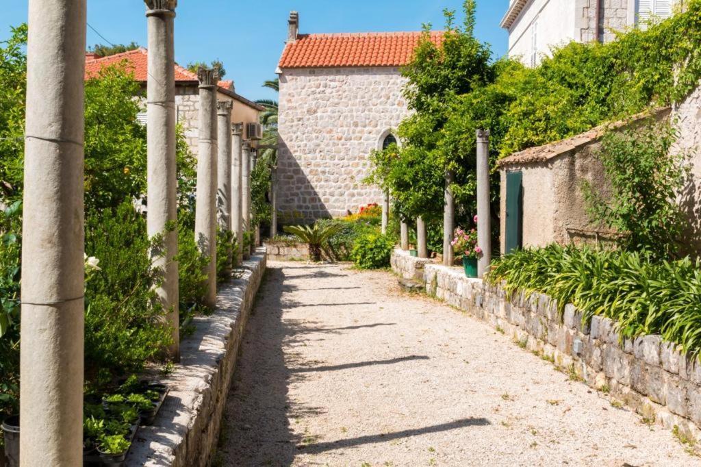 Villa Marini Dvori - With Free Parking Dubrovnik Exterior photo